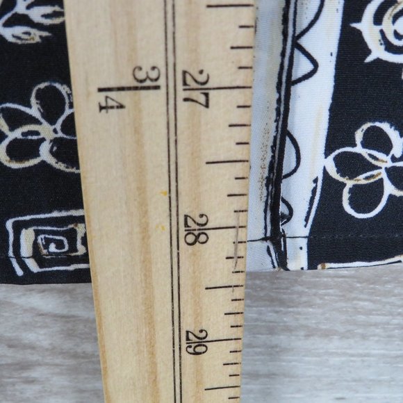 Truffles* Women's Long Sleeve Button Down Curved Hem Pad Shoulders Blouse~ Large - Picture 8 of 9